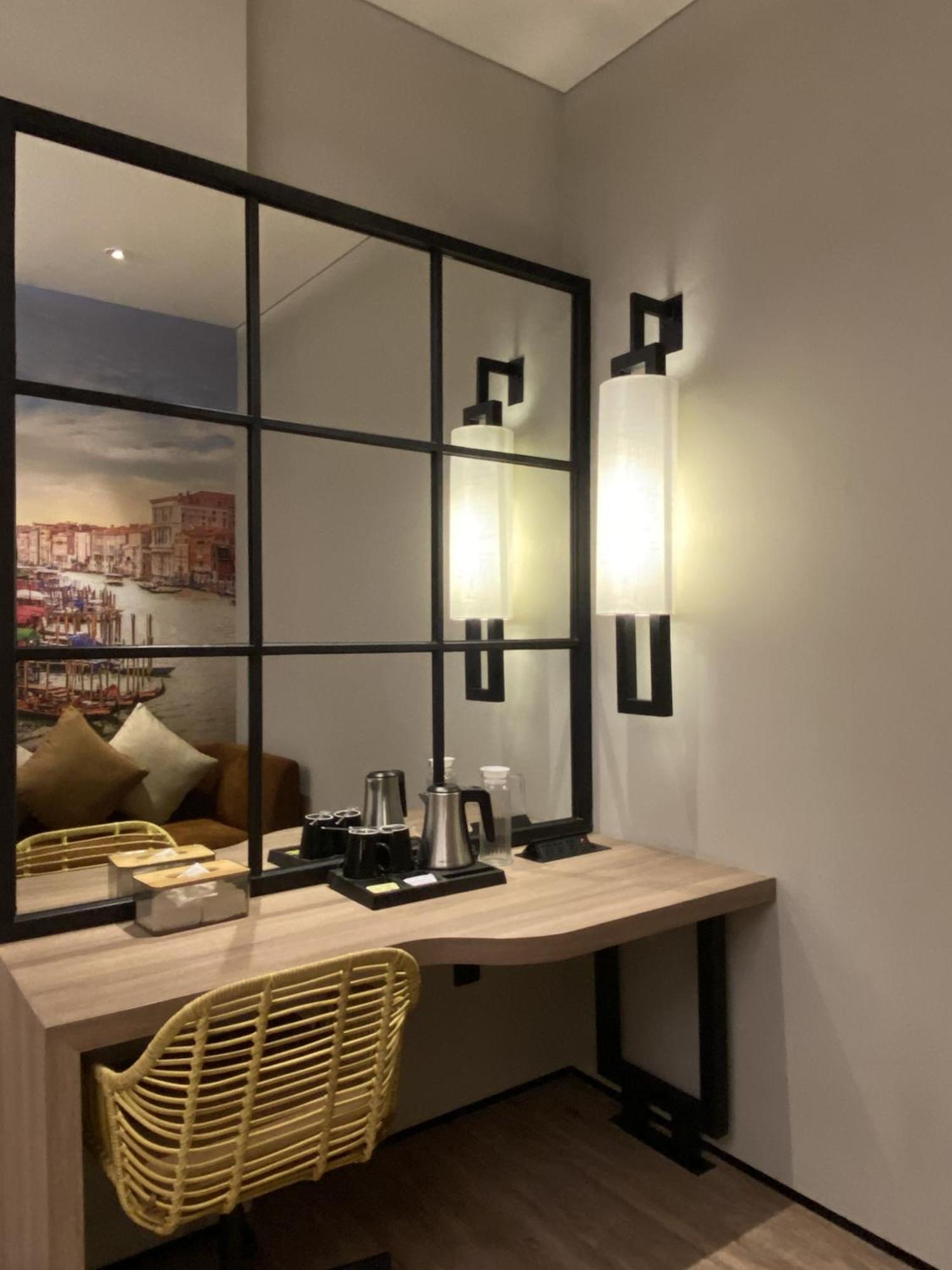 Posto Dormire Sudirman Jacarta Exterior foto